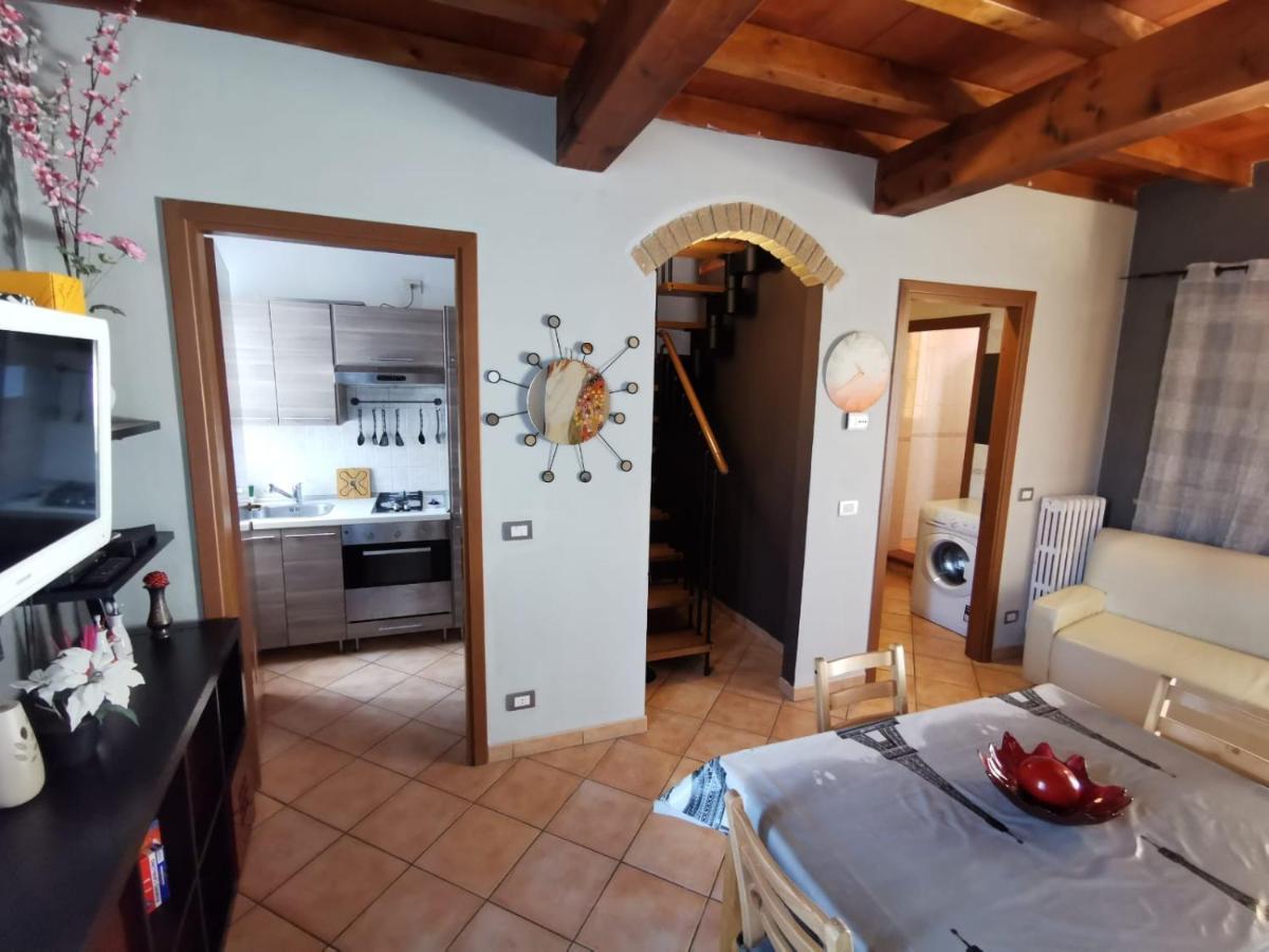 Apartment In The City Center With Self Check-In Parma Exteriér fotografie